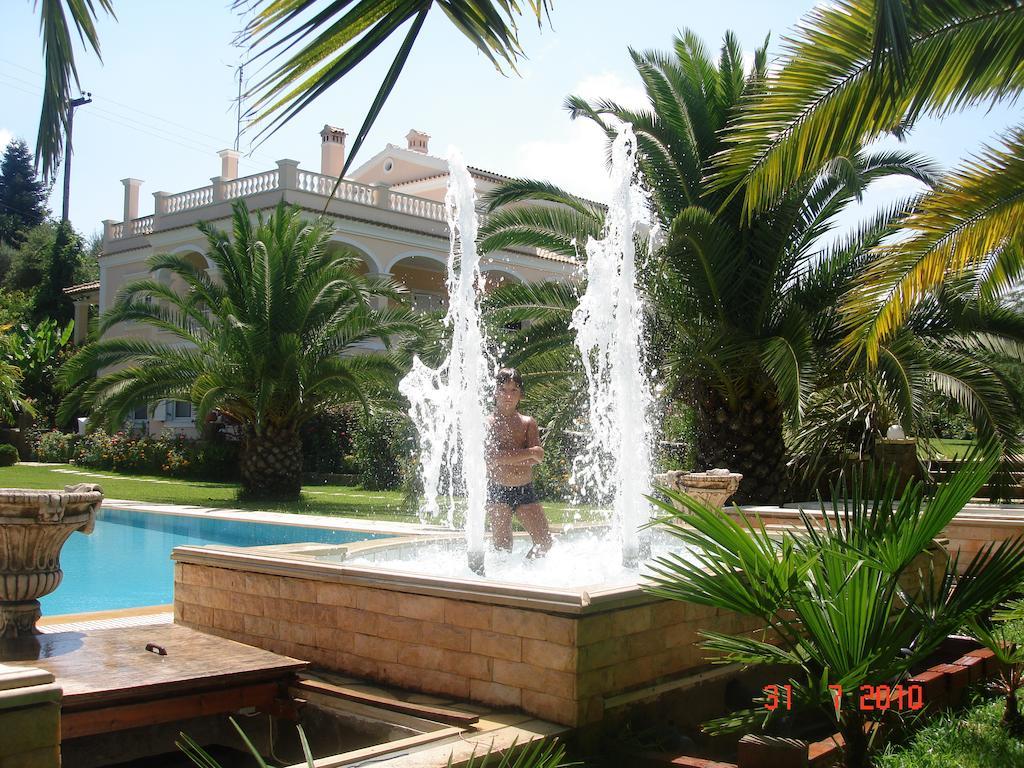 Villa Atalanti Гувия Екстериор снимка