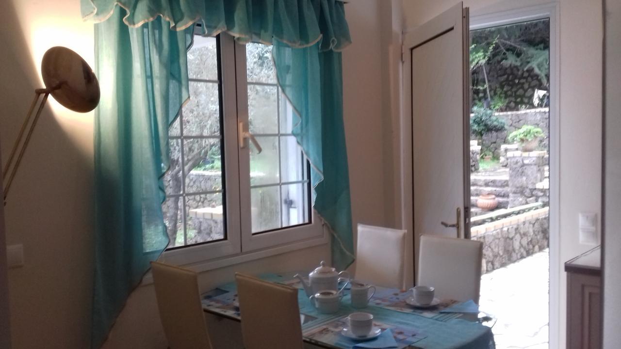 Villa Atalanti Гувия Екстериор снимка