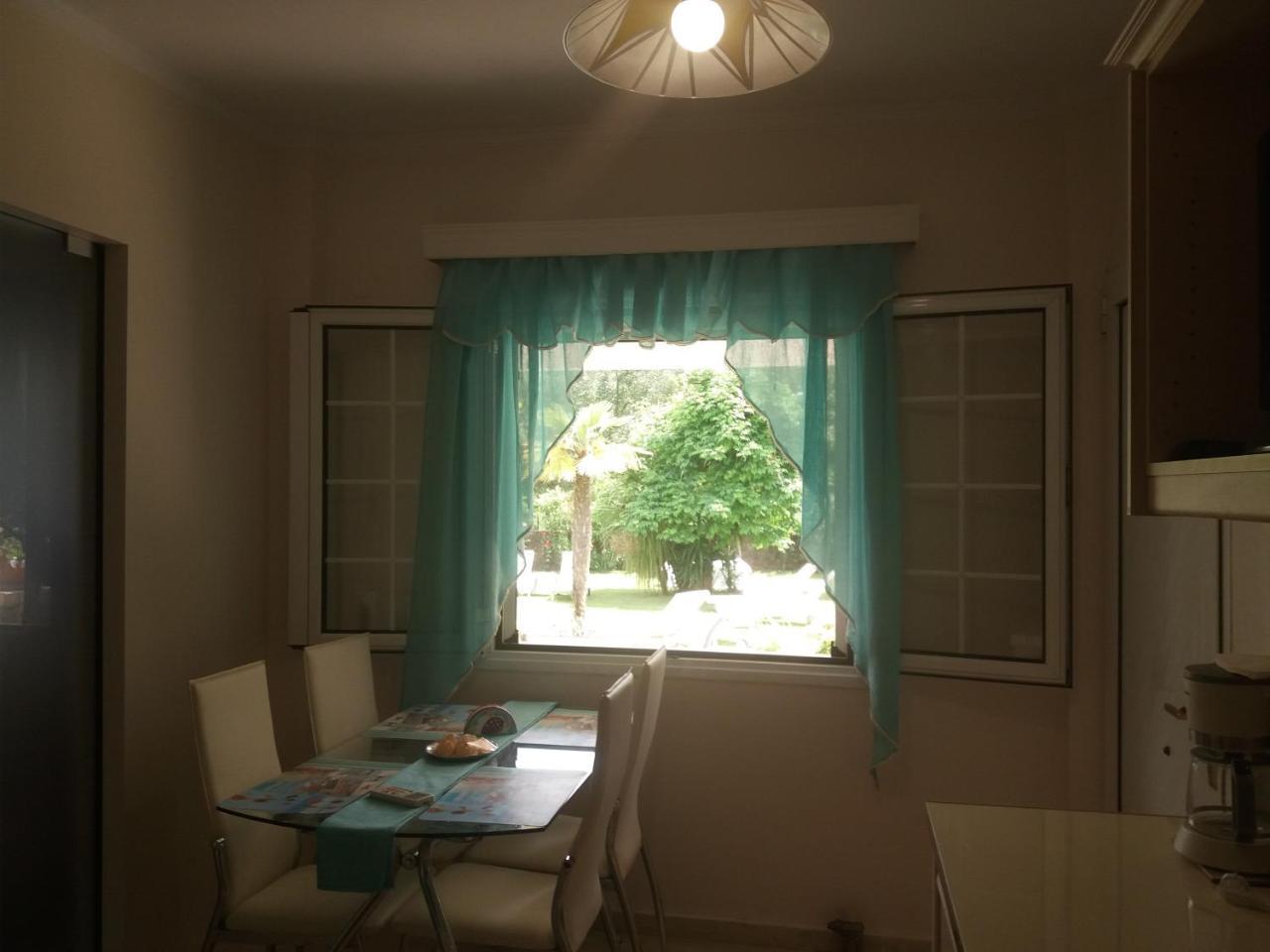 Villa Atalanti Гувия Екстериор снимка